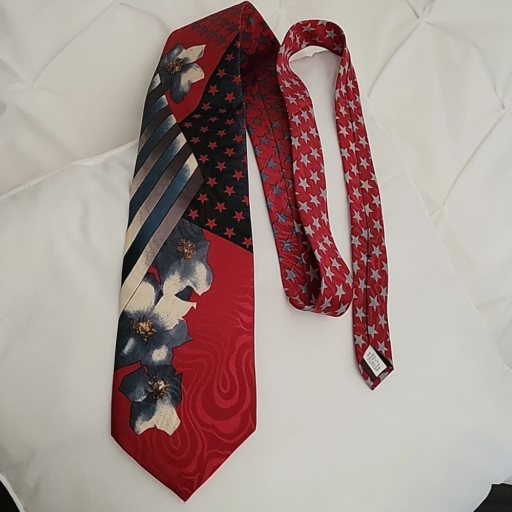 Camden Court Tie